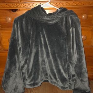 crop top fluffy hoodie